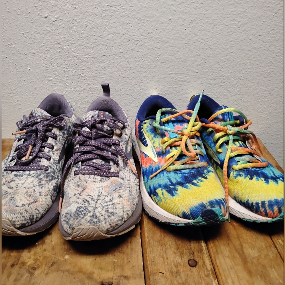 Brooks Revel Sz 9 Womens Lot Of 2 Pair Purple Grey Tiedye Athletic Shoes